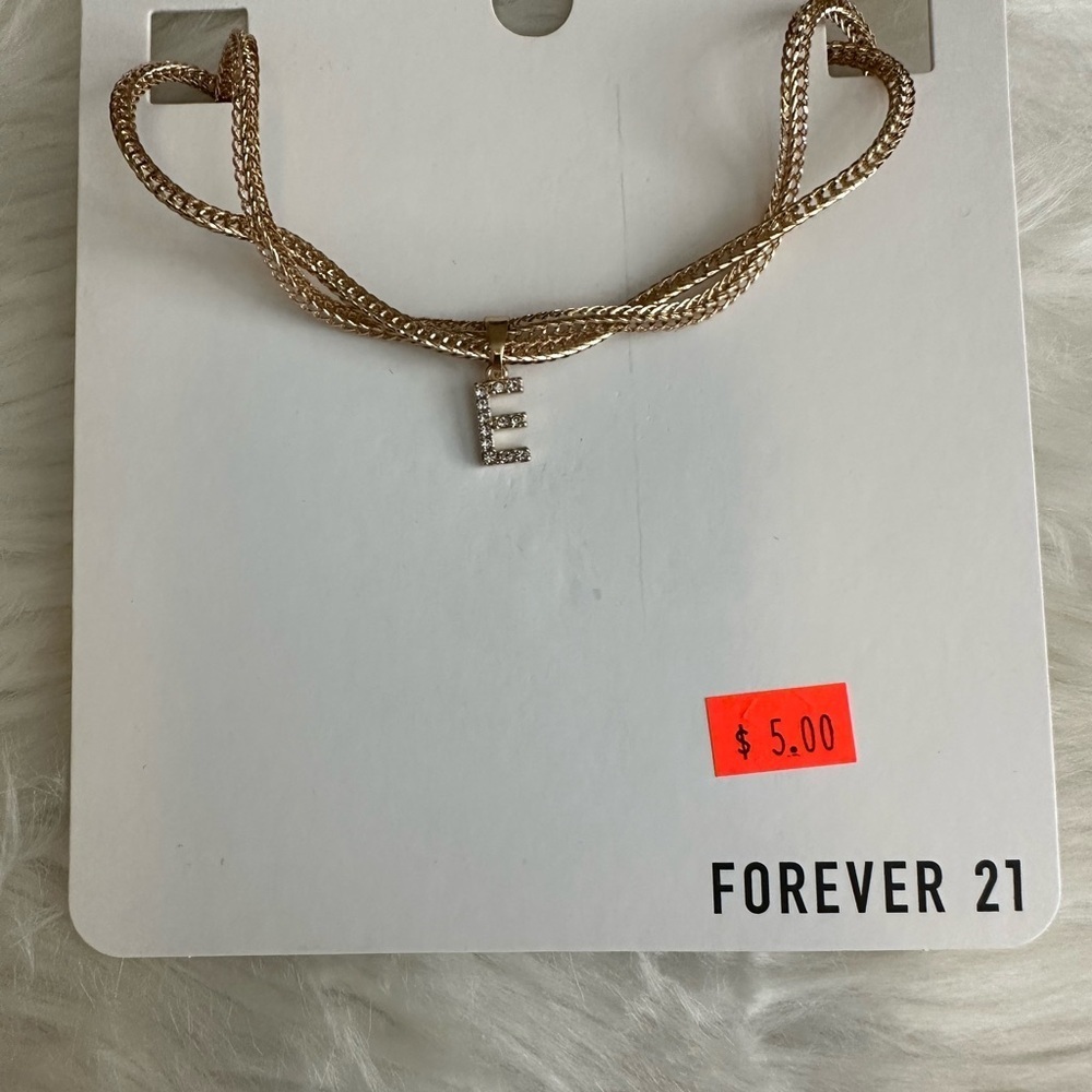 🩷5/$10 Forever 21 Gold Initial Necklace